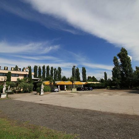 Hotel I Laghetti Polesella Esterno foto