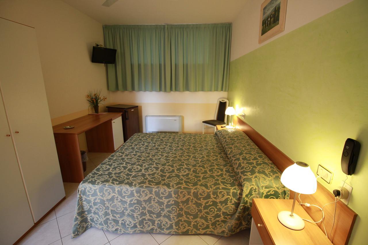 Hotel I Laghetti Polesella Esterno foto