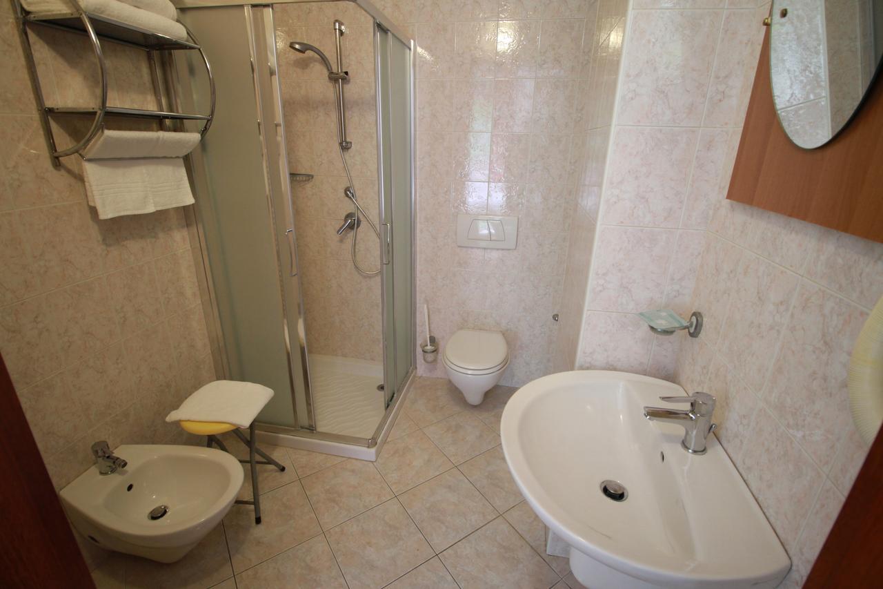 Hotel I Laghetti Polesella Esterno foto