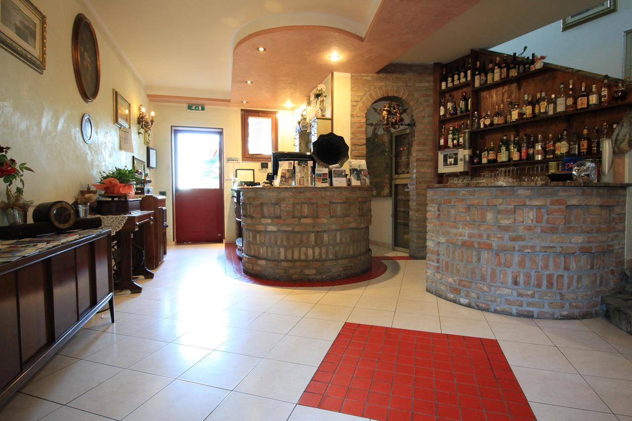 Hotel I Laghetti Polesella Esterno foto